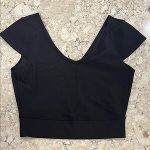 EUC lululemon athletica Black Crop Top